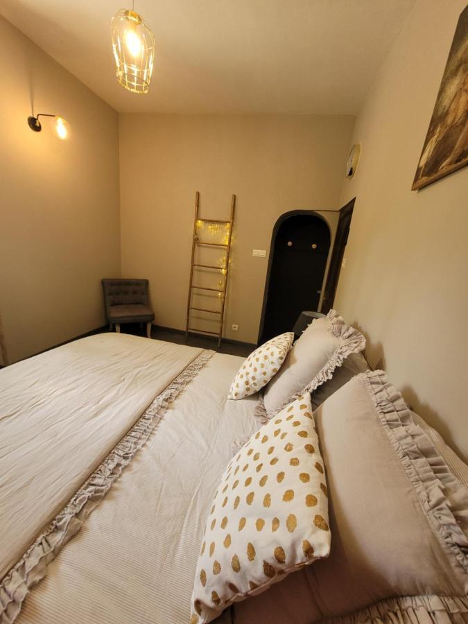 Bed and Breakfast La Reyniere Serres  Zimmer foto